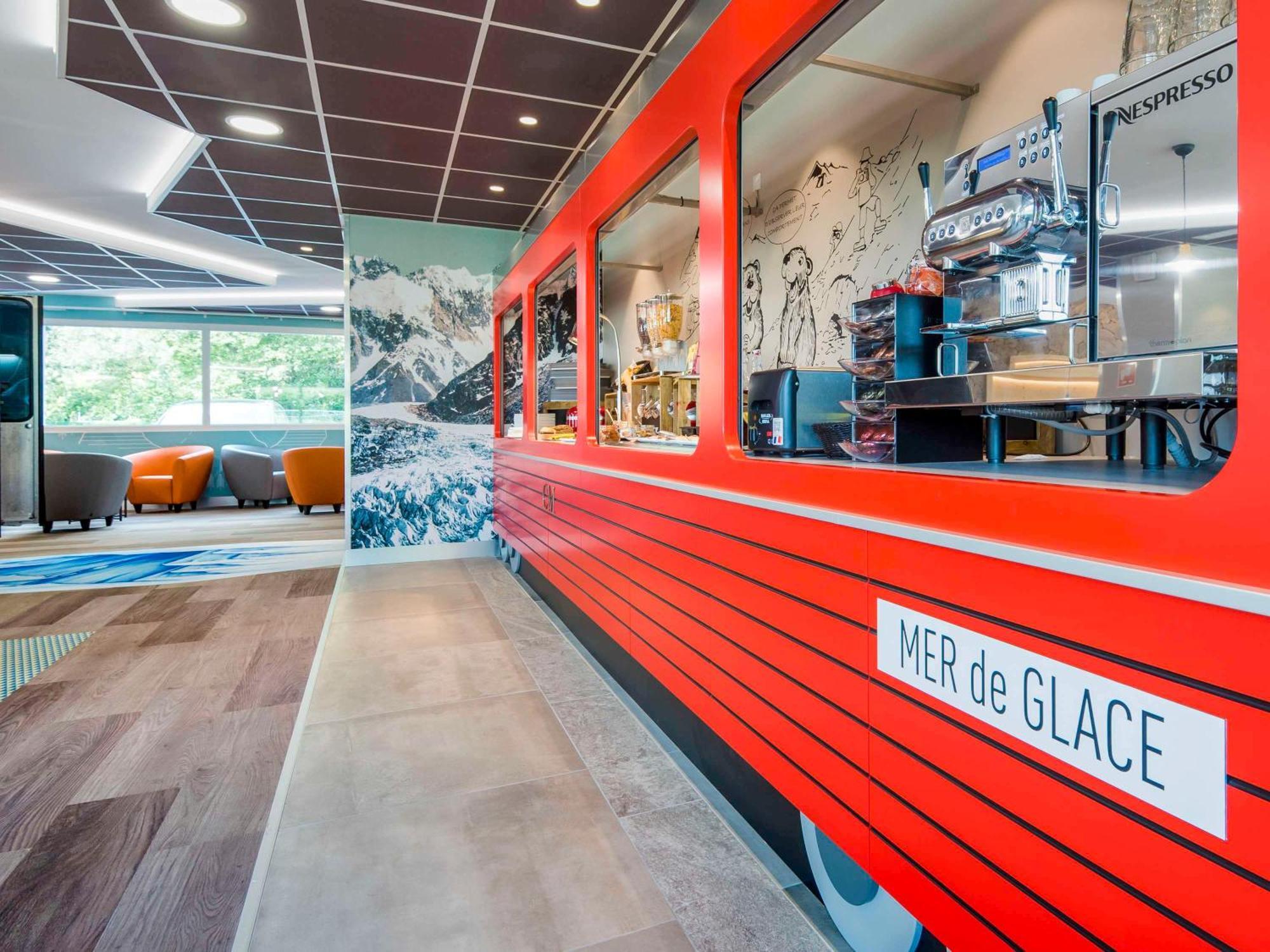 Ibis Styles Sallanches Pays Du Mont-Blanc Exterior photo
