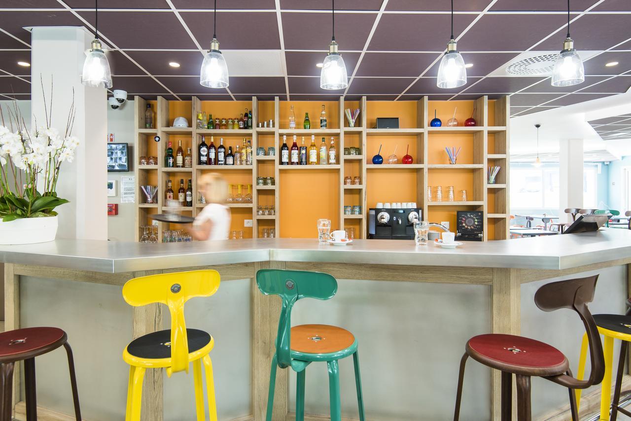 Ibis Styles Sallanches Pays Du Mont-Blanc Exterior photo